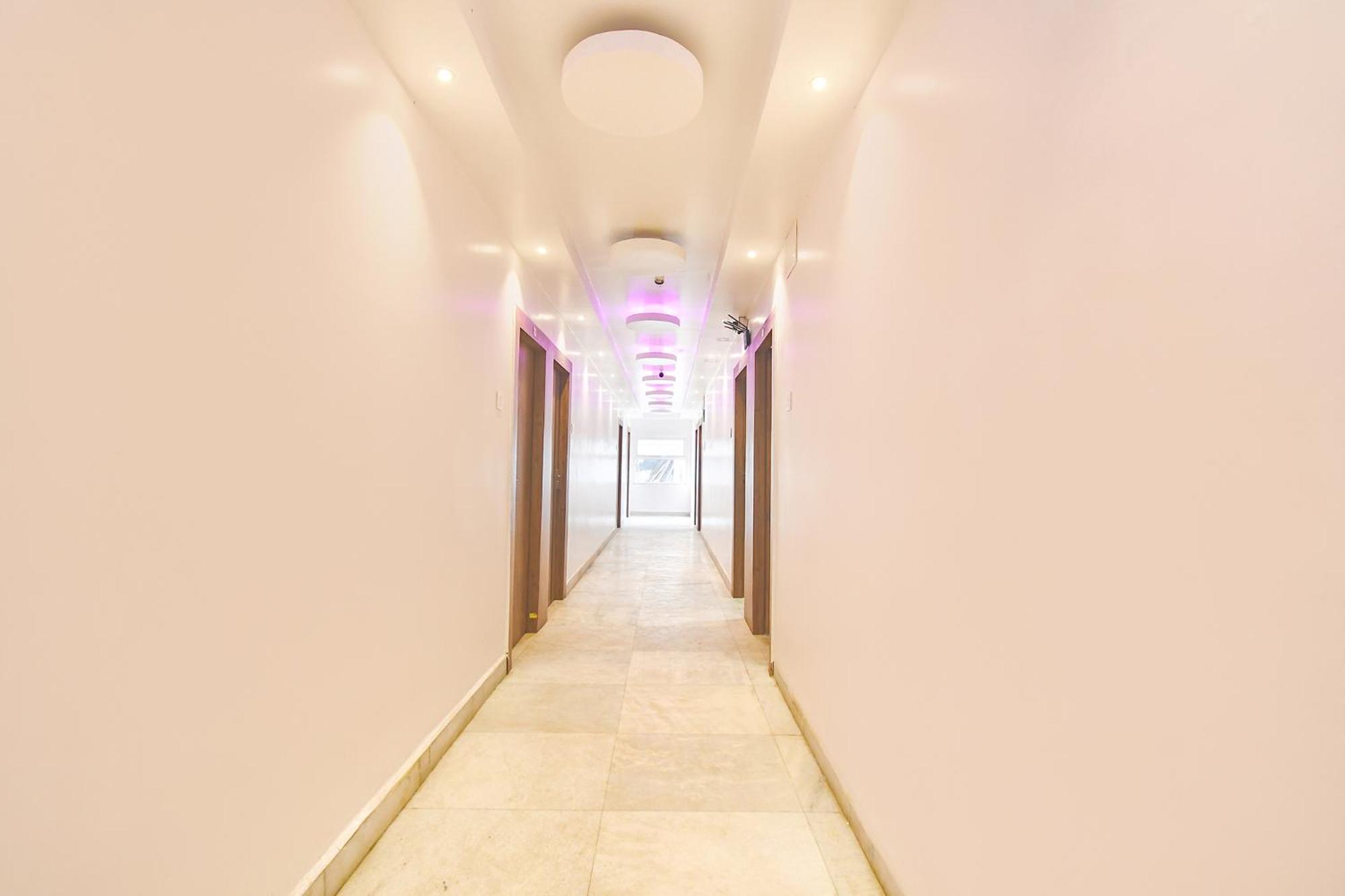 Fabhotel Prime The Golden Plaza - Nr Tarapith Temple エクステリア 写真